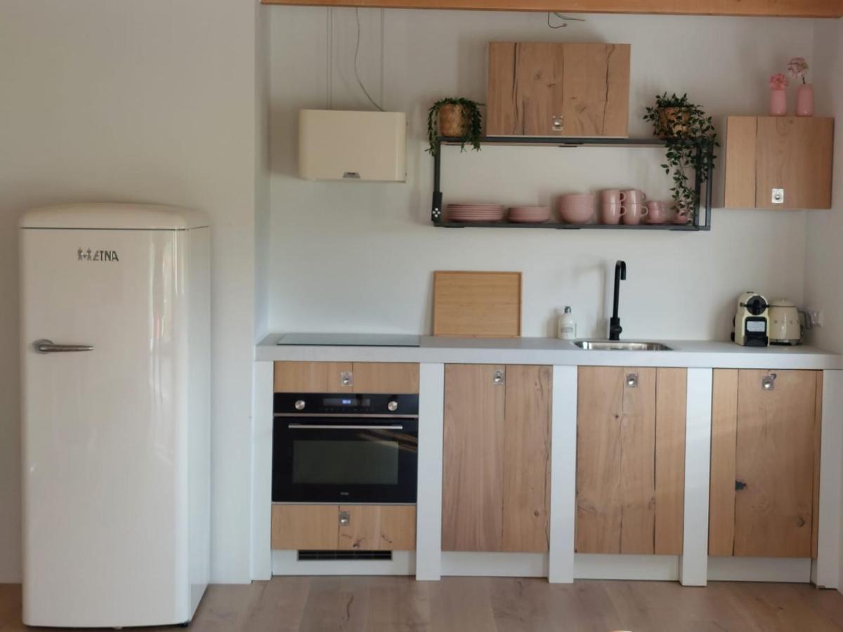 Bed and Breakfast De Tulp Noordgouwe Екстер'єр фото
